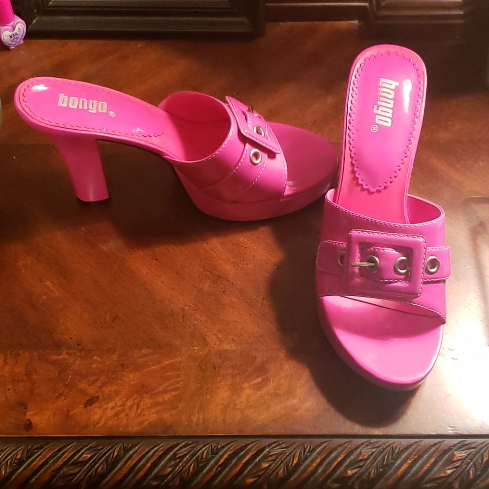 Bongo hot pink heels